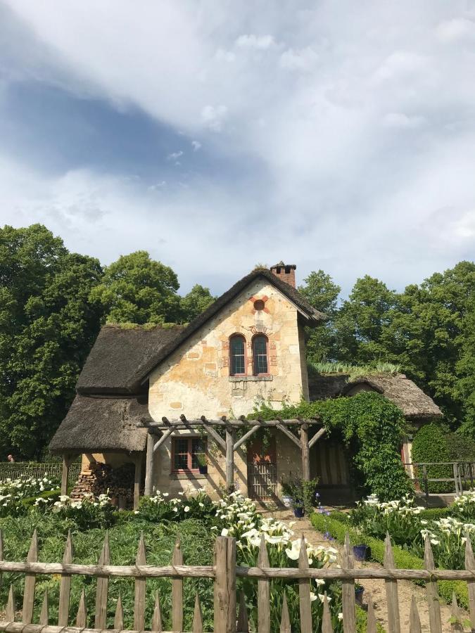 Les Mansardes Du Roi - Tout Proche Chateau Версаль Экстерьер фото